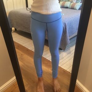 Blue lululemon wonder under leggings